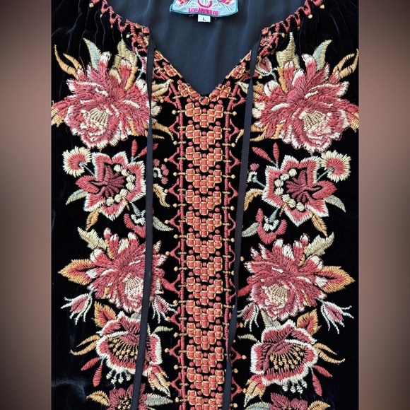 Johnny Was Silk Blend Boho Elim Velvet Peasant Blouse Embroidered Black Sz Large - Picture 9 of 12